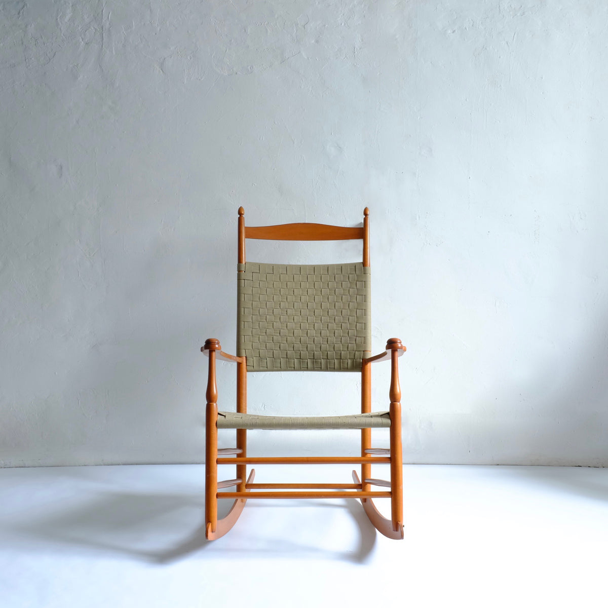 Shaker style rocking chair deals