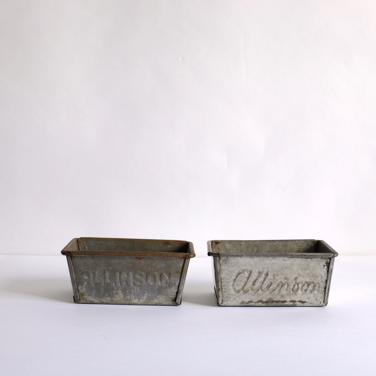 Vintage Hovis loaf tins – The Prop Bank