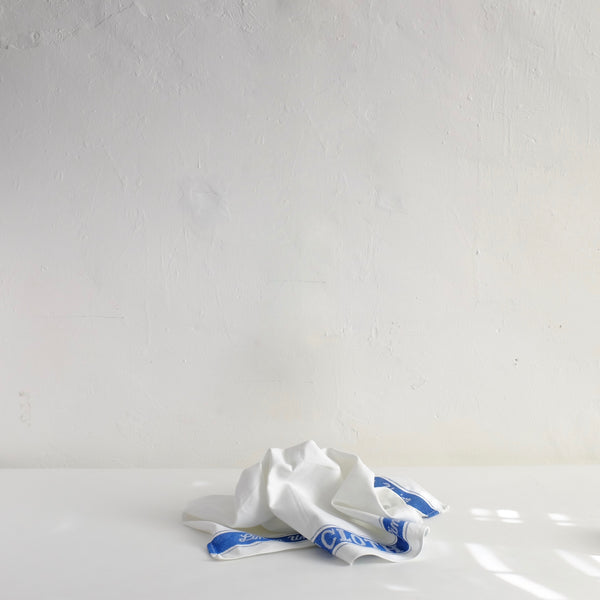 White + blue Glass cloth tea towel