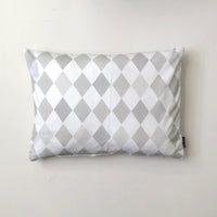 Harlequin pillow case: reversible