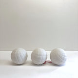 White round ceramic baubles: Set of 3