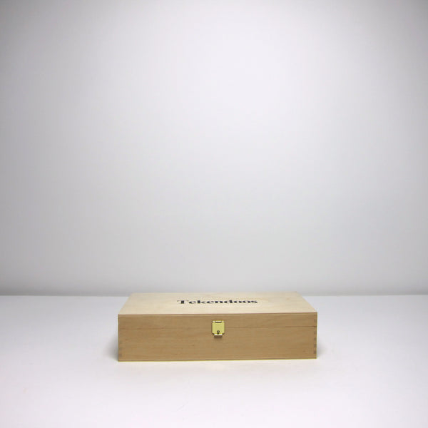 Light wood box