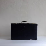 Navy globetrotter suitcase
