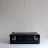 Navy globetrotter suitcase