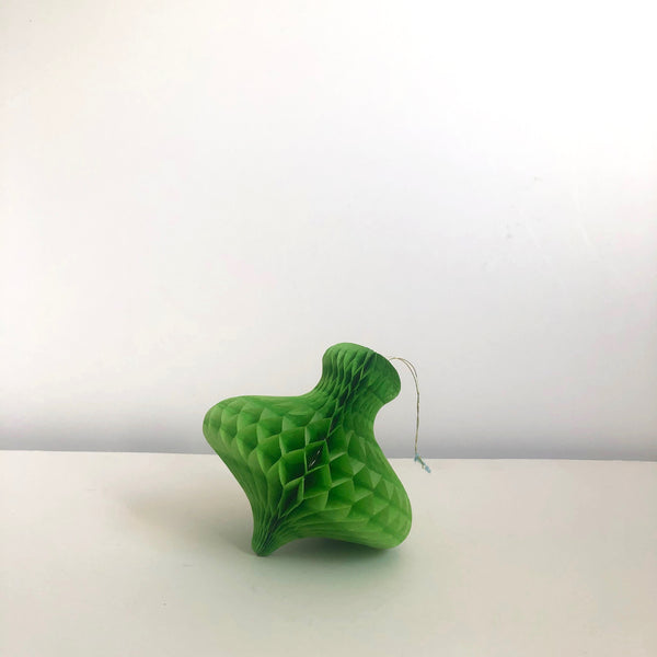 Green paper teardrop