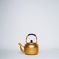 Gold kettle