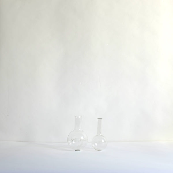 Round based chemistry bottles
