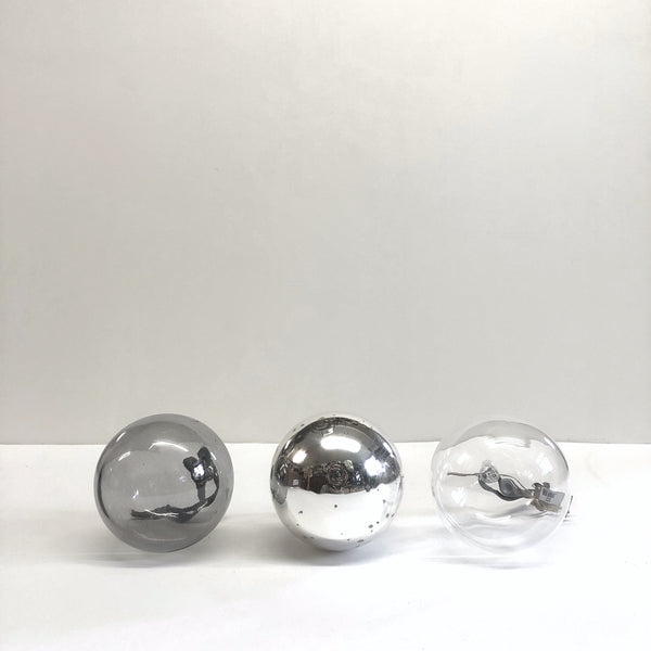 Set of mirrored baubles: Set of 3