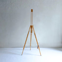 Wood easel
