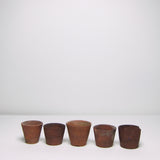 Tiny terracotta pots
